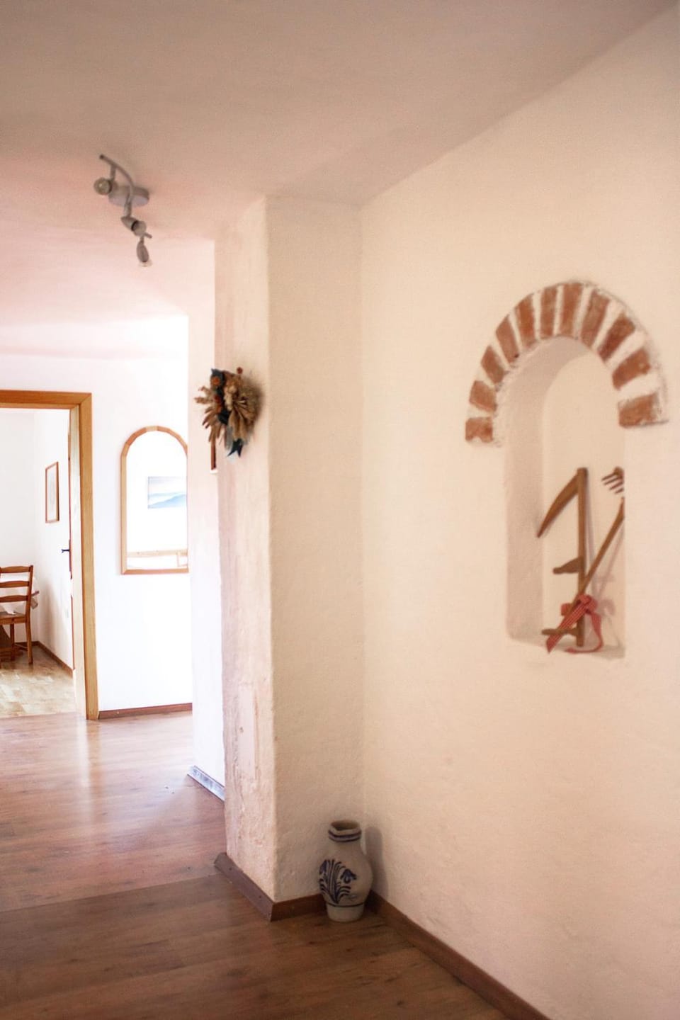 Other, Photo of the whole room