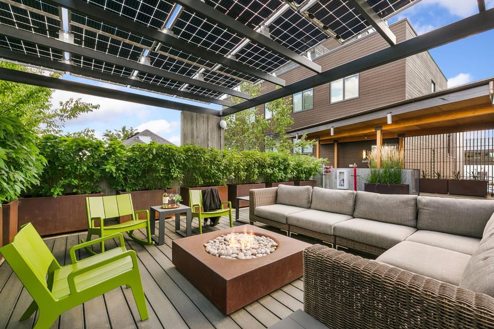 The Overlook - Luxe Old Town Condo with King Suite House in Fort Collins