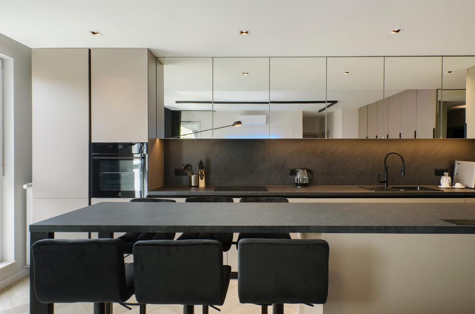 Kitchen or kitchenette, stove, stove