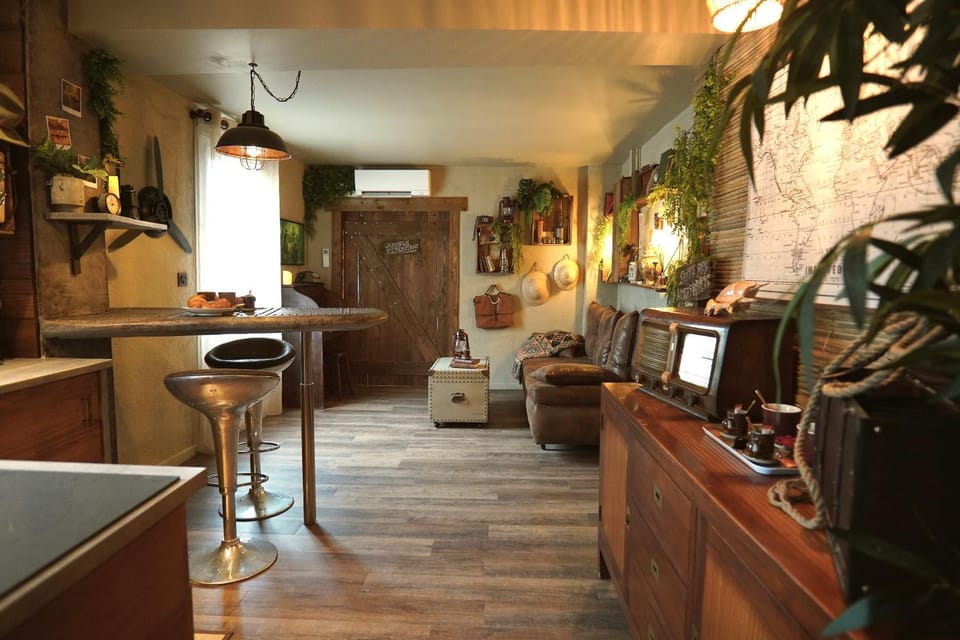 Living room, Lounge or bar, Seating area
