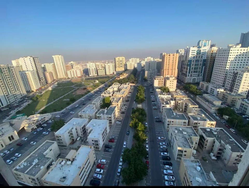 Mens Luxury Room Apartment in Al Sharjah