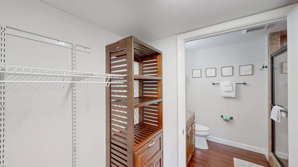 Bathroom, Bath