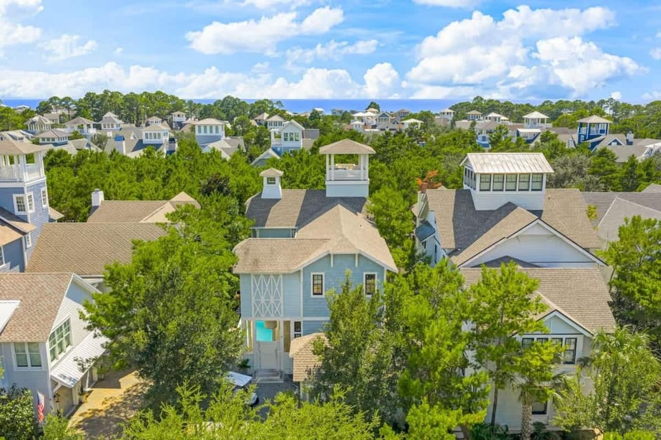 Grateful Tide By Stay on 30a, Private Beach- Golf Cart! House in South Walton County