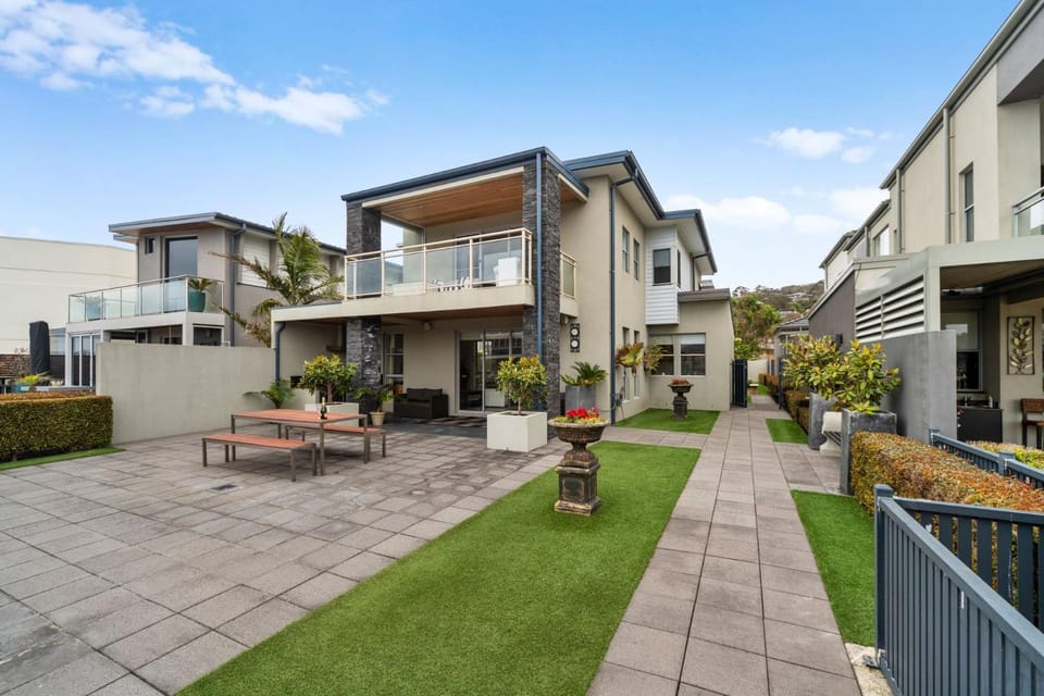 Monte Carlo at Martha's Cove House in Dromana