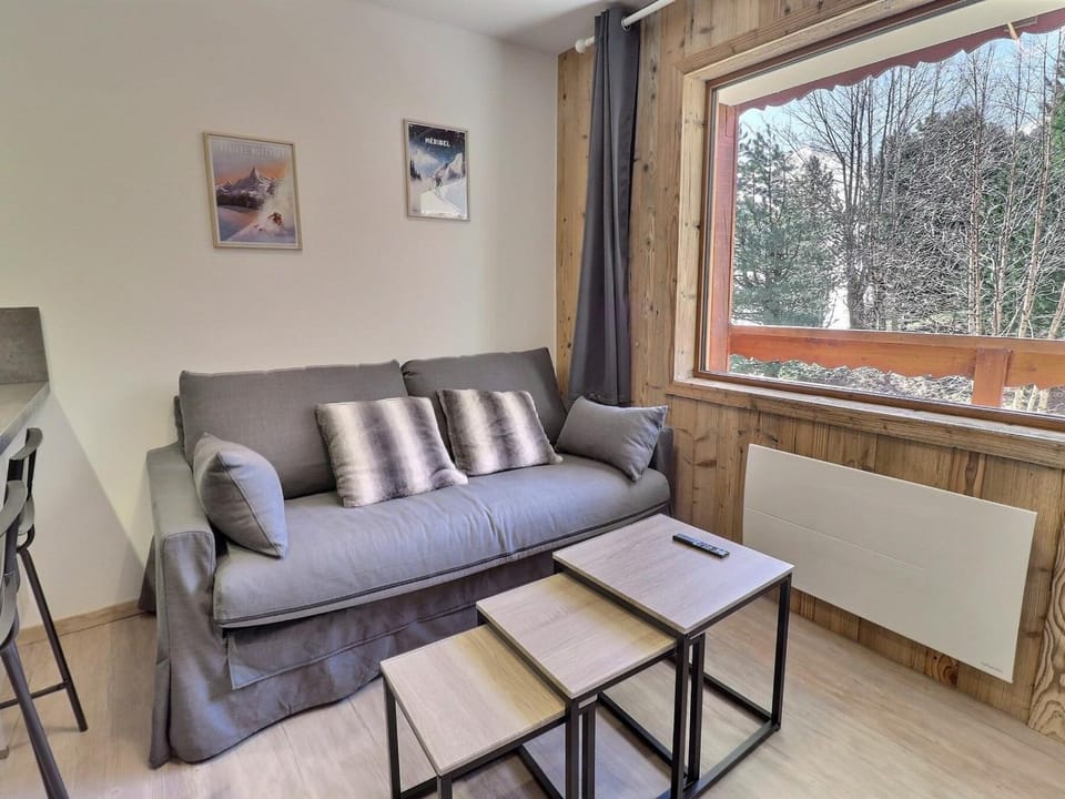 Charmant 2 pièces rénové, plein sud, 4 pers., Méribel - FR-1-182-268 Apartment in Les Allues
