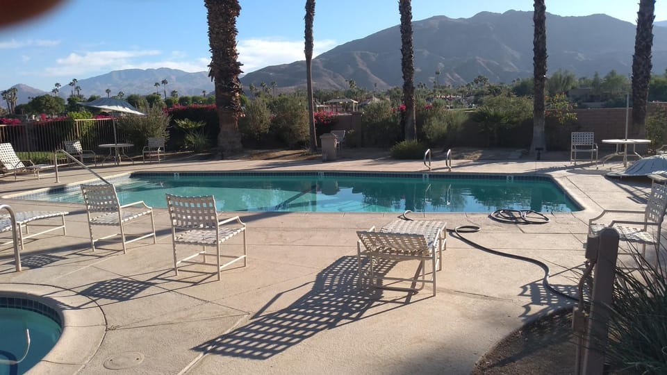 Spectacular View Just Steps to Pool and Jacuzzi at Sunrise Country Club House in Rancho Mirage