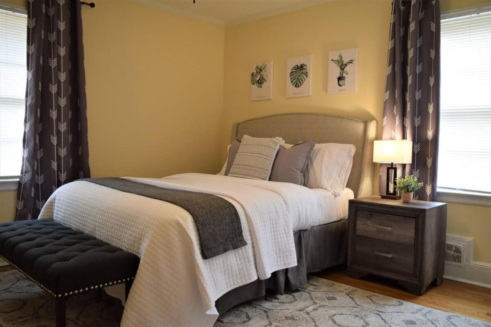 Cozy Buckhead Home - close to everything! House in Buckhead