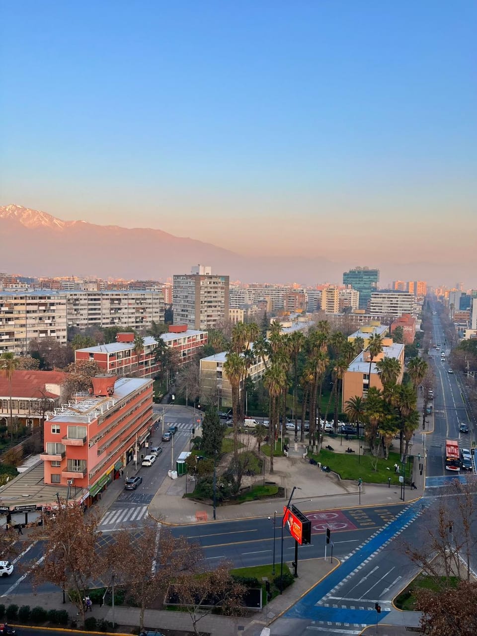 Day, Neighbourhood, Natural landscape, Bird's eye view, City view, Street view