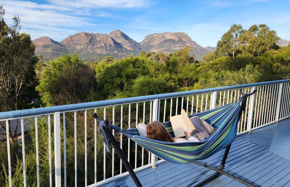 Patio, Spring, Day, Natural landscape, Garden, View (from property/room), Balcony/Terrace, Balcony/Terrace, Mountain view