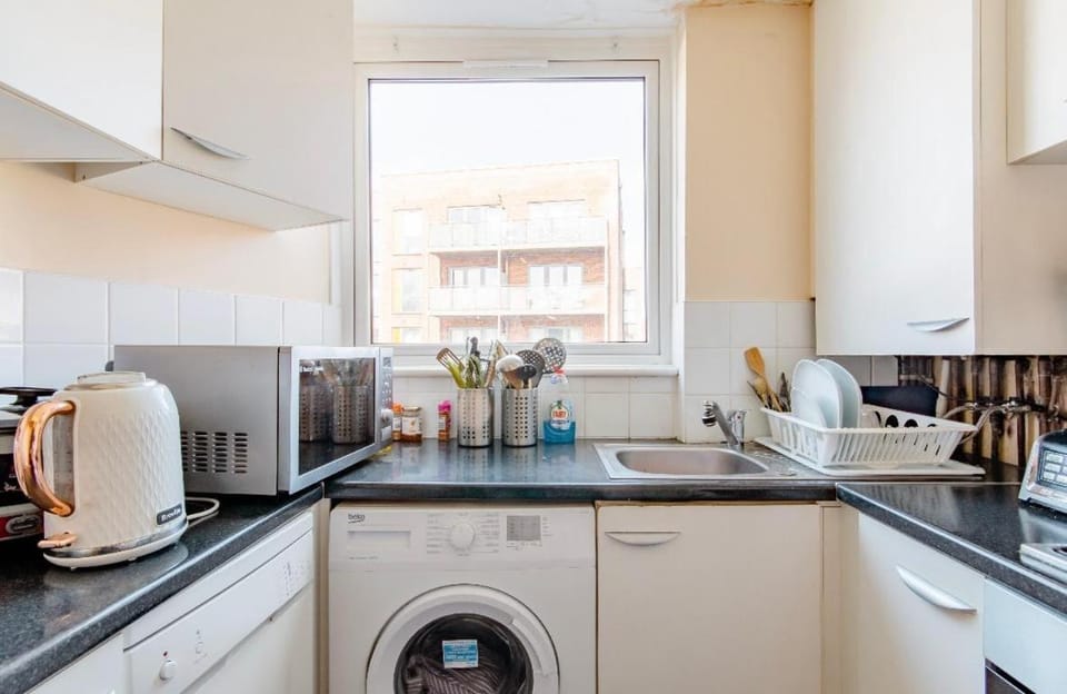 Private Beautiful Cozy Double Bedroom in London Vacation rental in Croydon