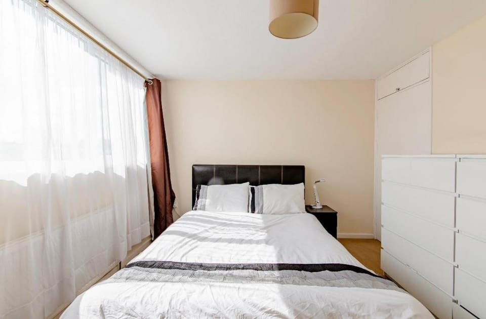 Private Beautiful Cozy Double Bedroom in London Vacation rental in Croydon