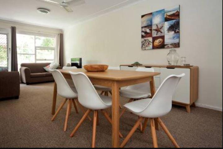 Yes, it's true! Freshwater, 2 mins from beach Apartment in Sydney