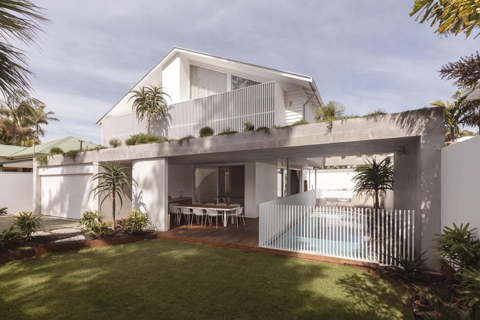 Banks At Byron House in Byron Bay