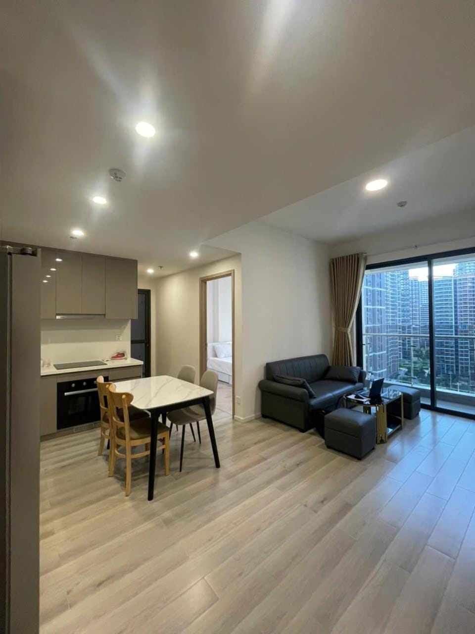 Vinhomes Grand Park - Bliss Homestay Apartment in Ho Chi Minh City