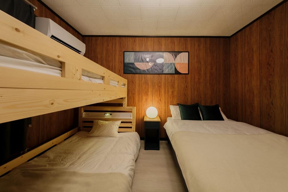 Photo of the whole room, Bedroom, bunk bed