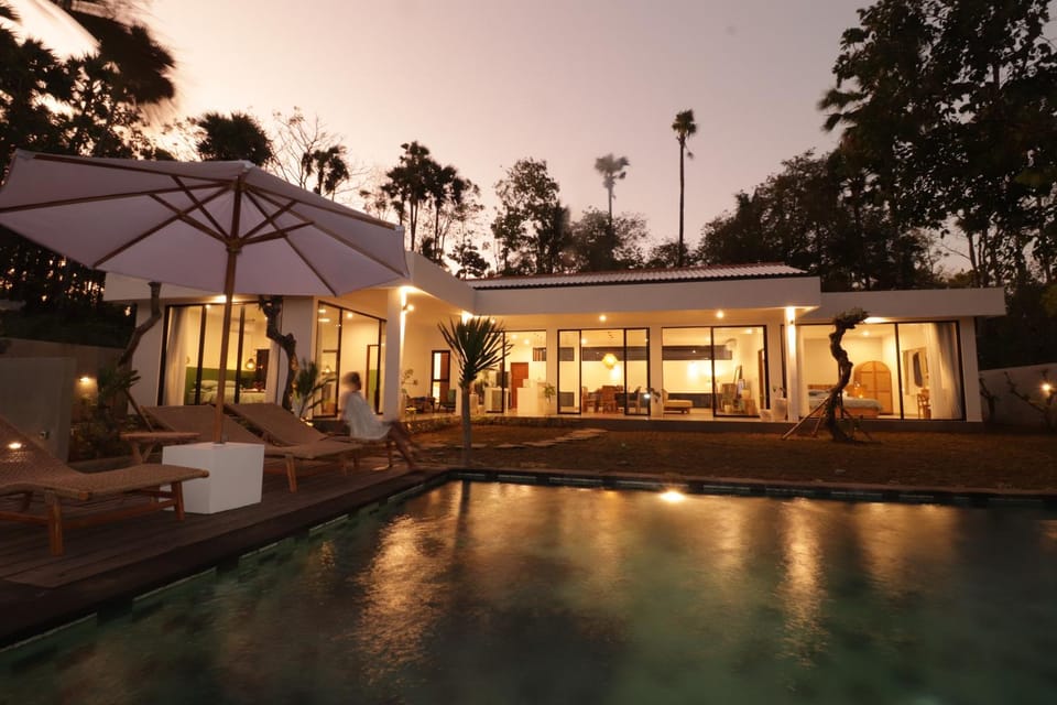 Property building, Patio, Night, Natural landscape, Garden, Garden view, Pool view, Swimming pool, sunbed