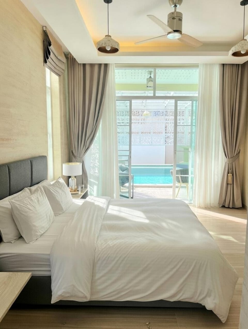 Bed, Bedroom