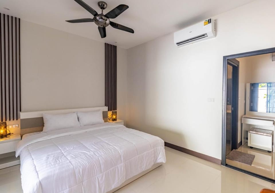 Villa Junia - Quiet 3-bedroom Pool Villa Villa in Rawai