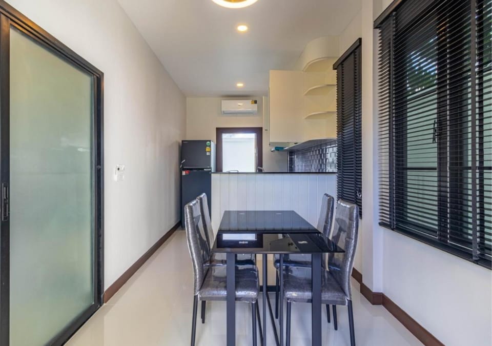 Villa Junia - Quiet 3-bedroom Pool Villa Villa in Rawai