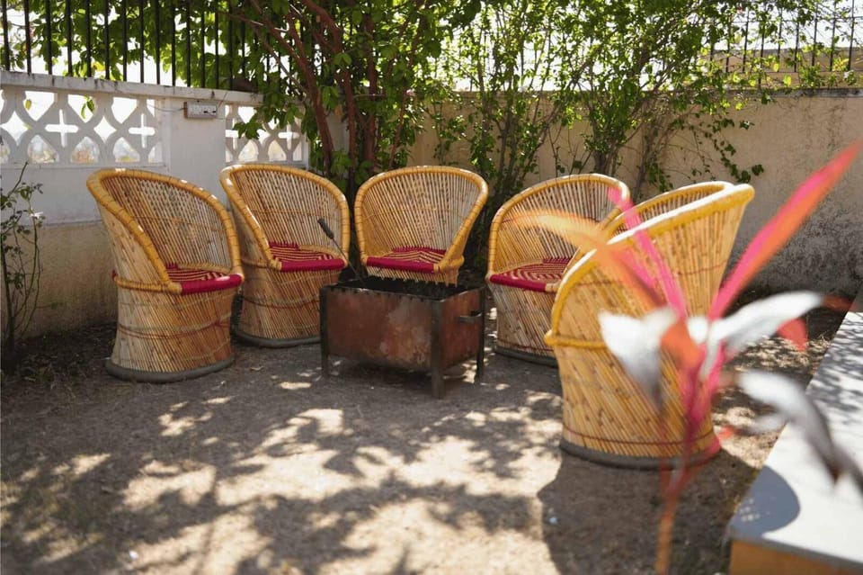Seating area