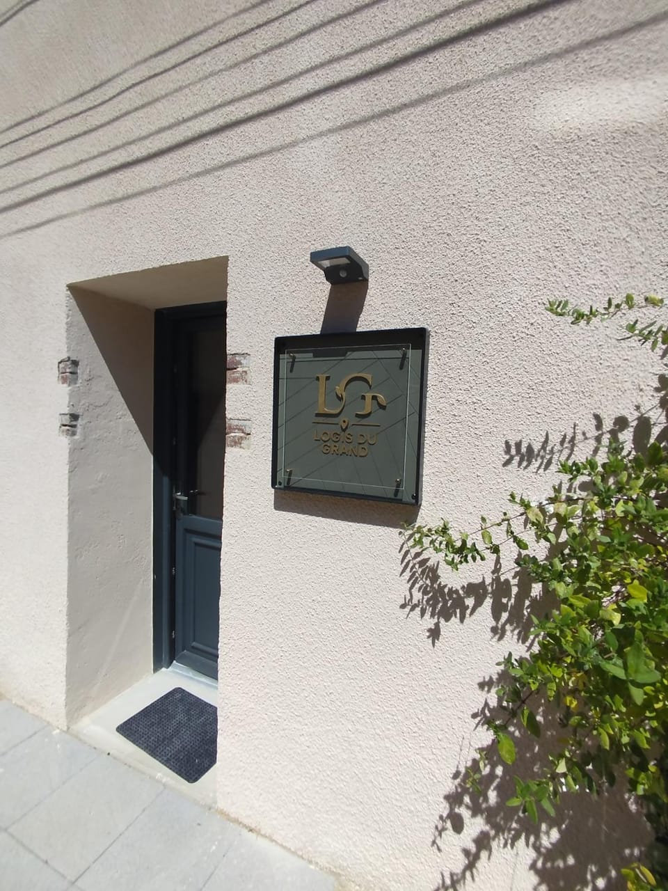 Property building, Property logo or sign