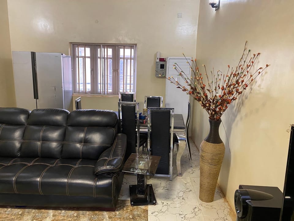 Luxury 2Bedrooms Retreat Serenity in the City Apartment in Nigeria