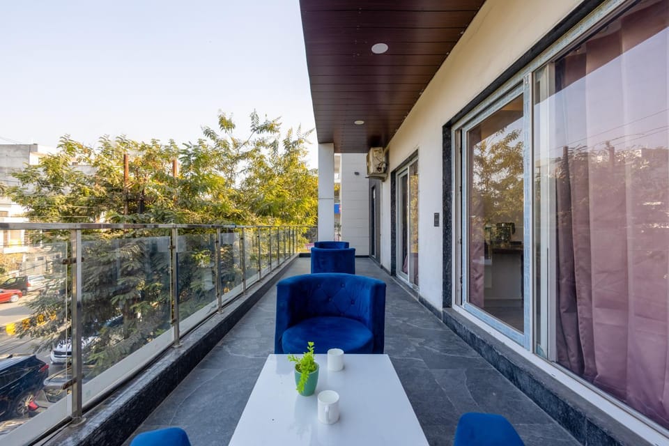 Day, Balcony/Terrace