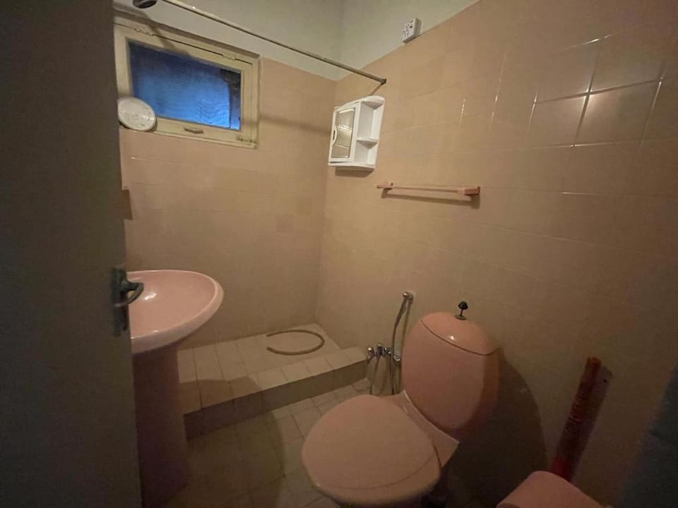Ayyan Cottage E 11 Bed and Breakfast in Islamabad