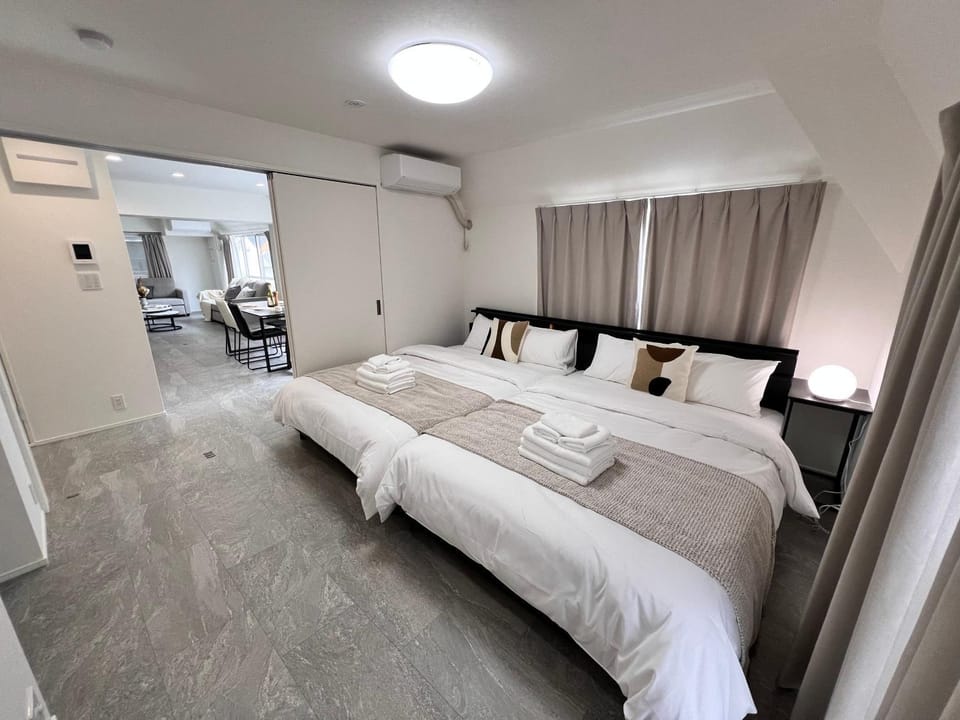 新宿御苑徒歩圏内のマンション s SJ0531 Apartment in Shibuya