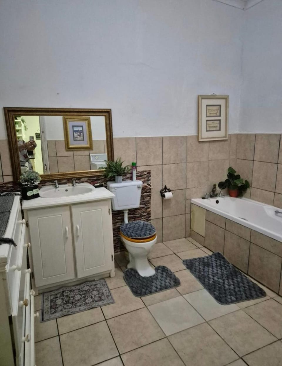 Bathroom, Bath, towels
