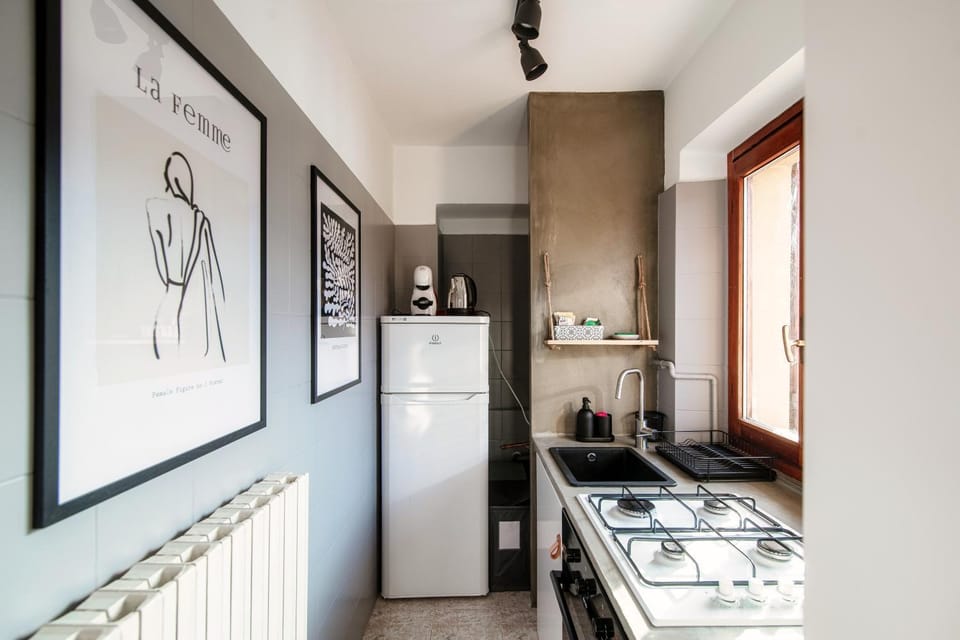 Kitchen or kitchenette