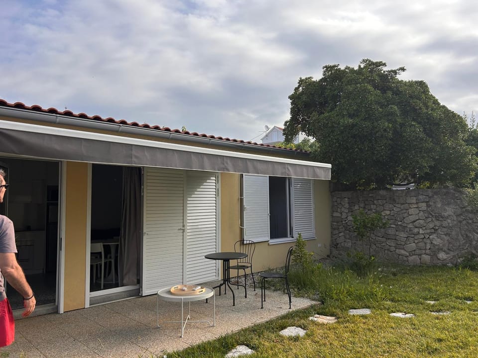 Patio, Garden, Garden view