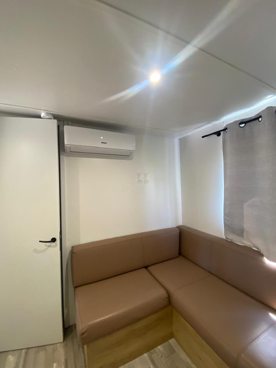Mobil-Home Premium 6 couchages Campground/ 
RV Resort in Occitanie