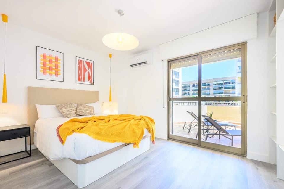Bed, Photo of the whole room, Bedroom, heating, heating, internet, internet, air conditioner, air conditioner