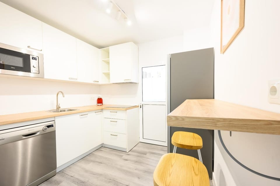 Kitchen or kitchenette, Food and drinks, Food and drinks, dishwasher, heating, heating, internet, internet, microwave, stove, stove, kitchen, kitchen