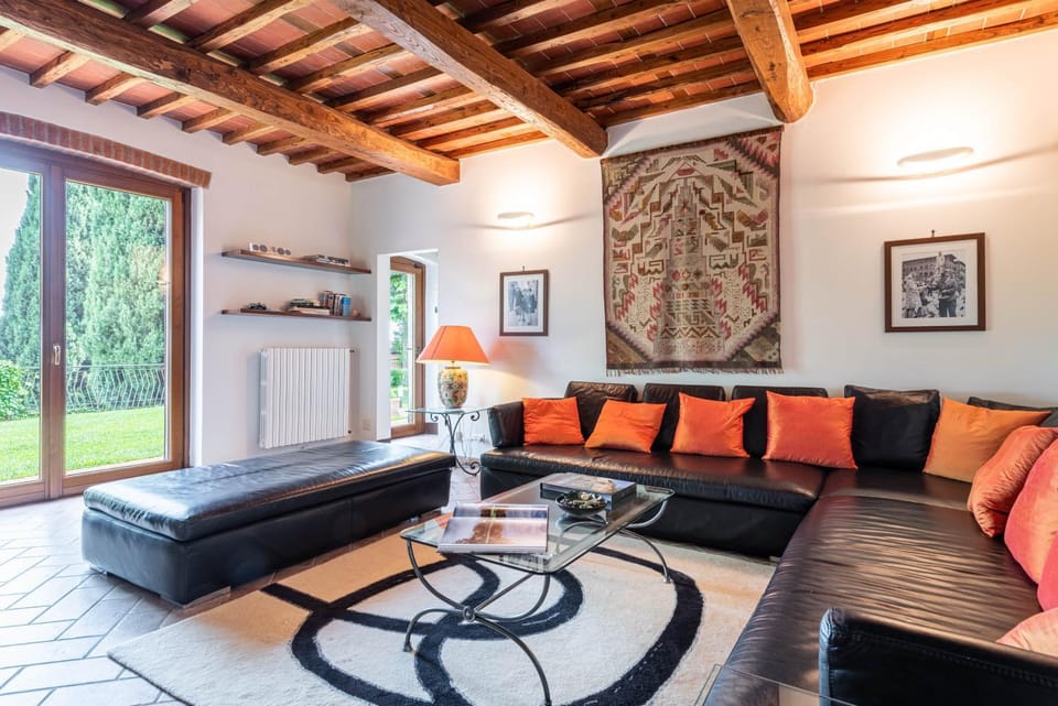 Casa Nivi Villa in Tuscany