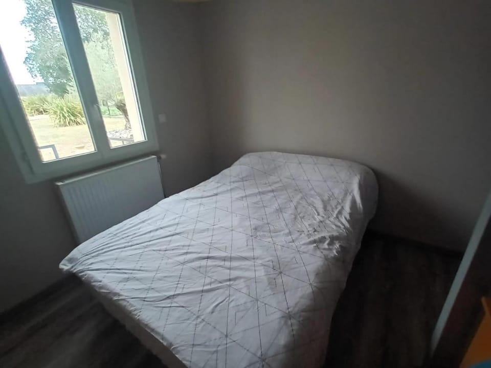 Location chambre à 5 min du circuit des 24 H du Mans Vacation rental in Centre-Val de Loire