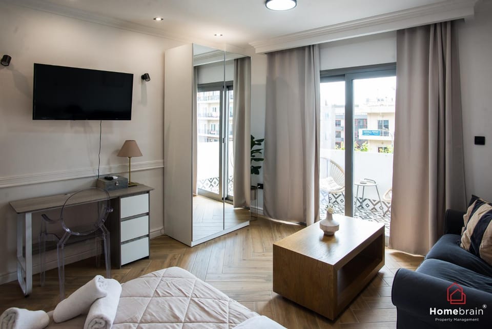 Living room, Seating area, Bedroom, towels