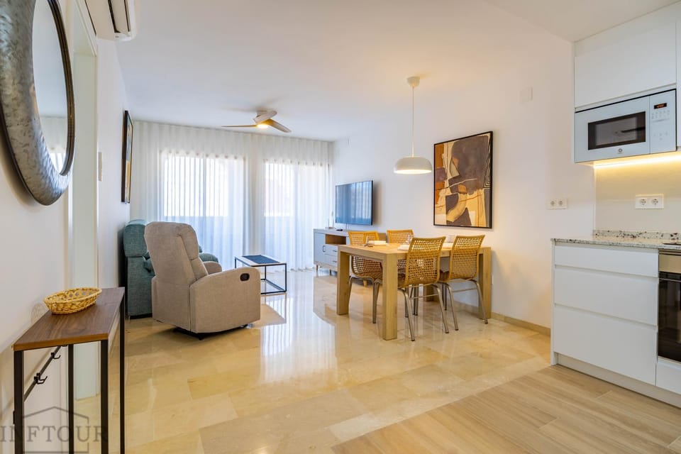 TV and multimedia, Kitchen or kitchenette, Living room, Dining area