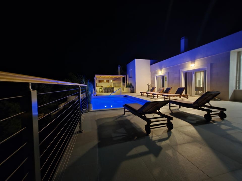 Villa Belvedir House in Zadar County