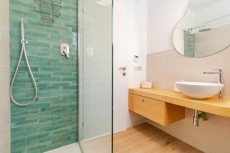 Shower, Bathroom