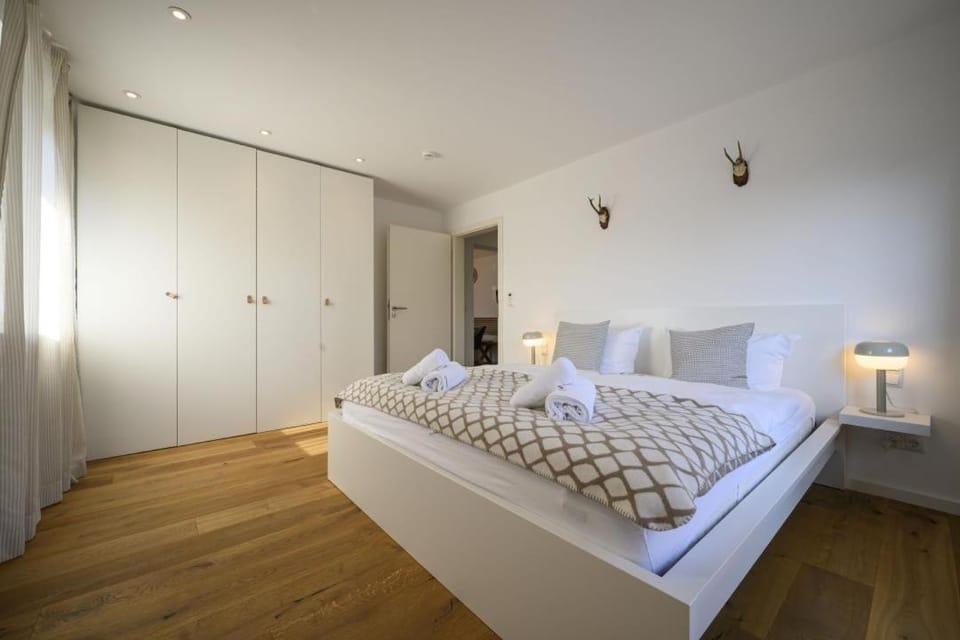 Bed, Photo of the whole room, Bedroom, towels, wardrobe