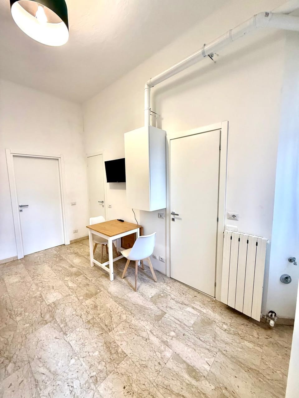 TV and multimedia, Dining area
