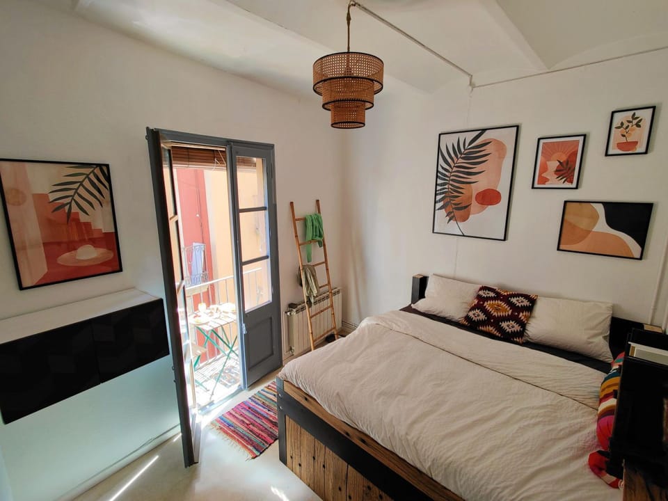 Bed, Bedroom