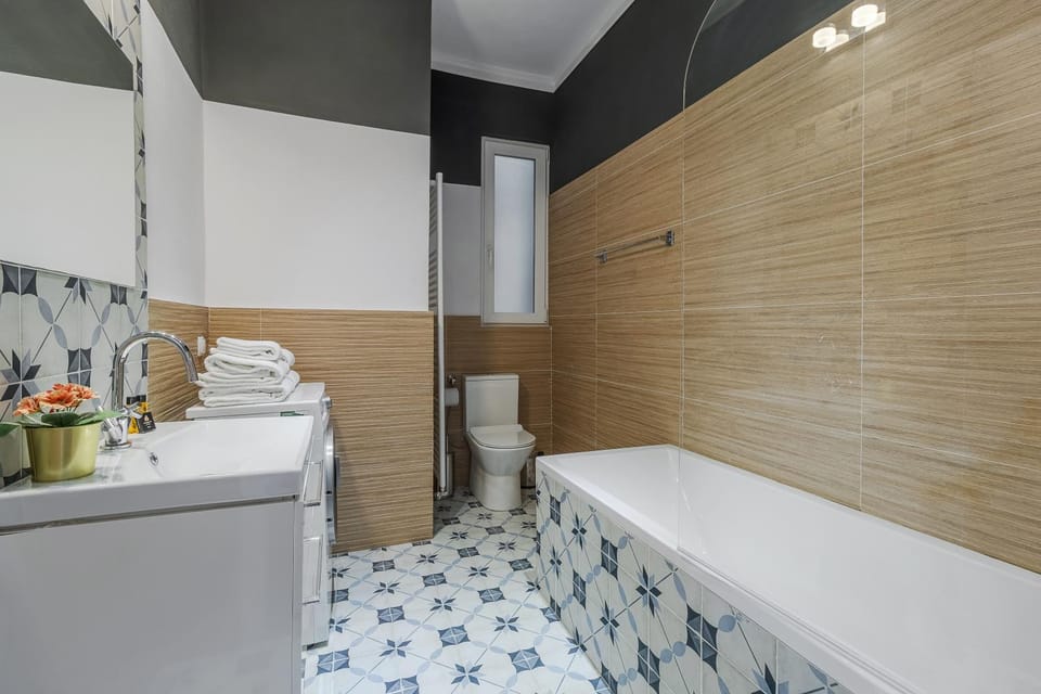 Toilet, Bathroom, Bath, towels