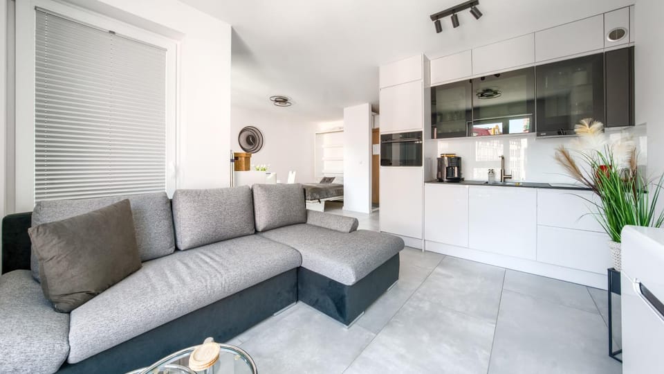 Kitchen or kitchenette, Seating area