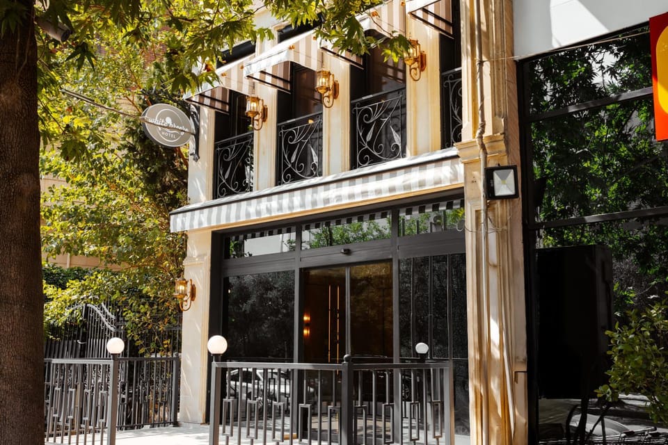Property building, Facade/entrance