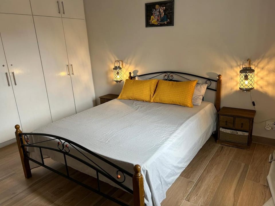 Bed, Bedroom, wardrobe