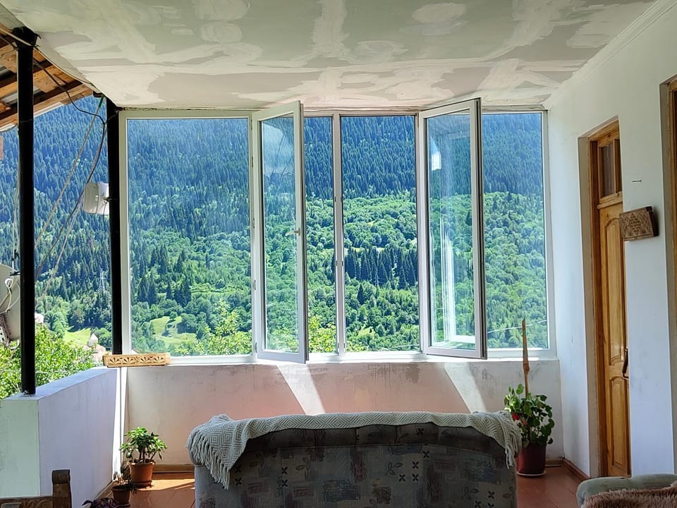 Natural landscape, Balcony/Terrace, Photo of the whole room, Mountain view