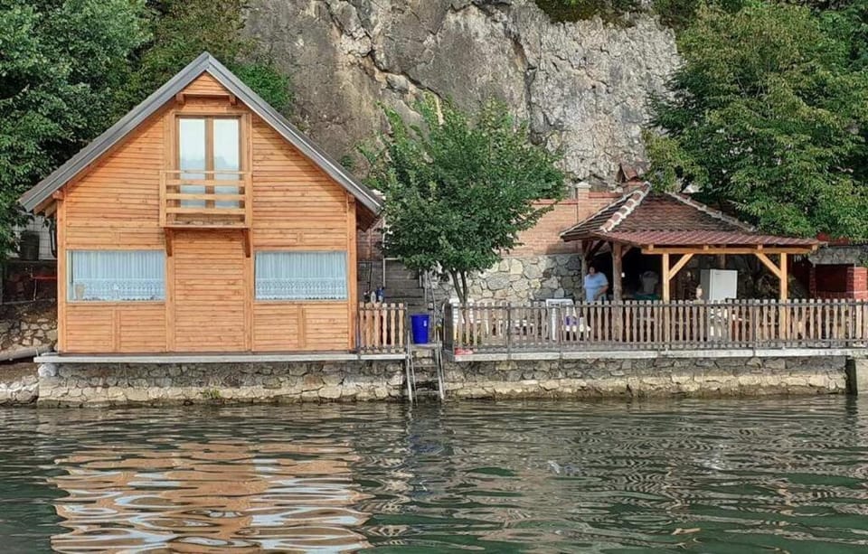 Property building, Natural landscape, Lake view